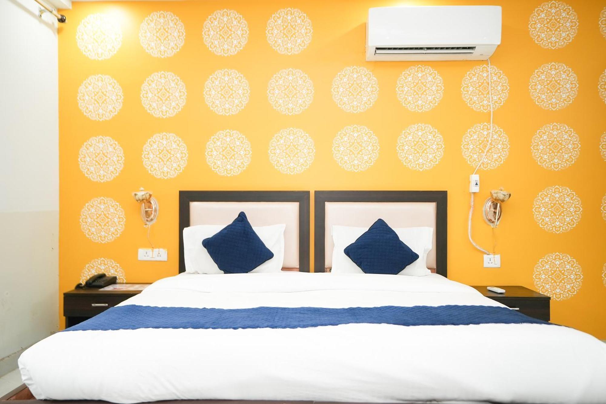 Tanvi Premium Residency Near Artemis Hospital, Gurugram 호텔 구르가온 외부 사진