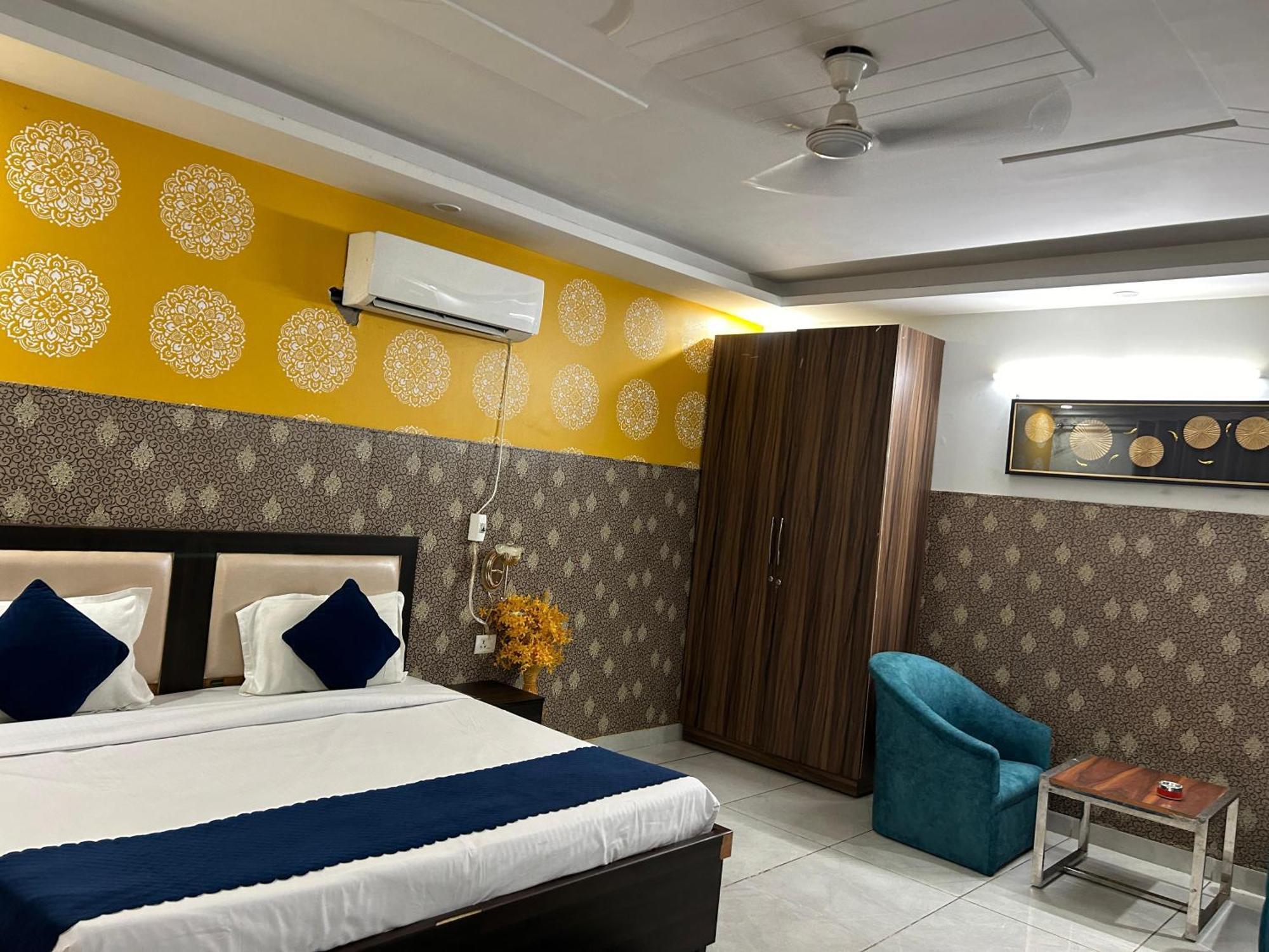 Tanvi Premium Residency Near Artemis Hospital, Gurugram 호텔 구르가온 외부 사진