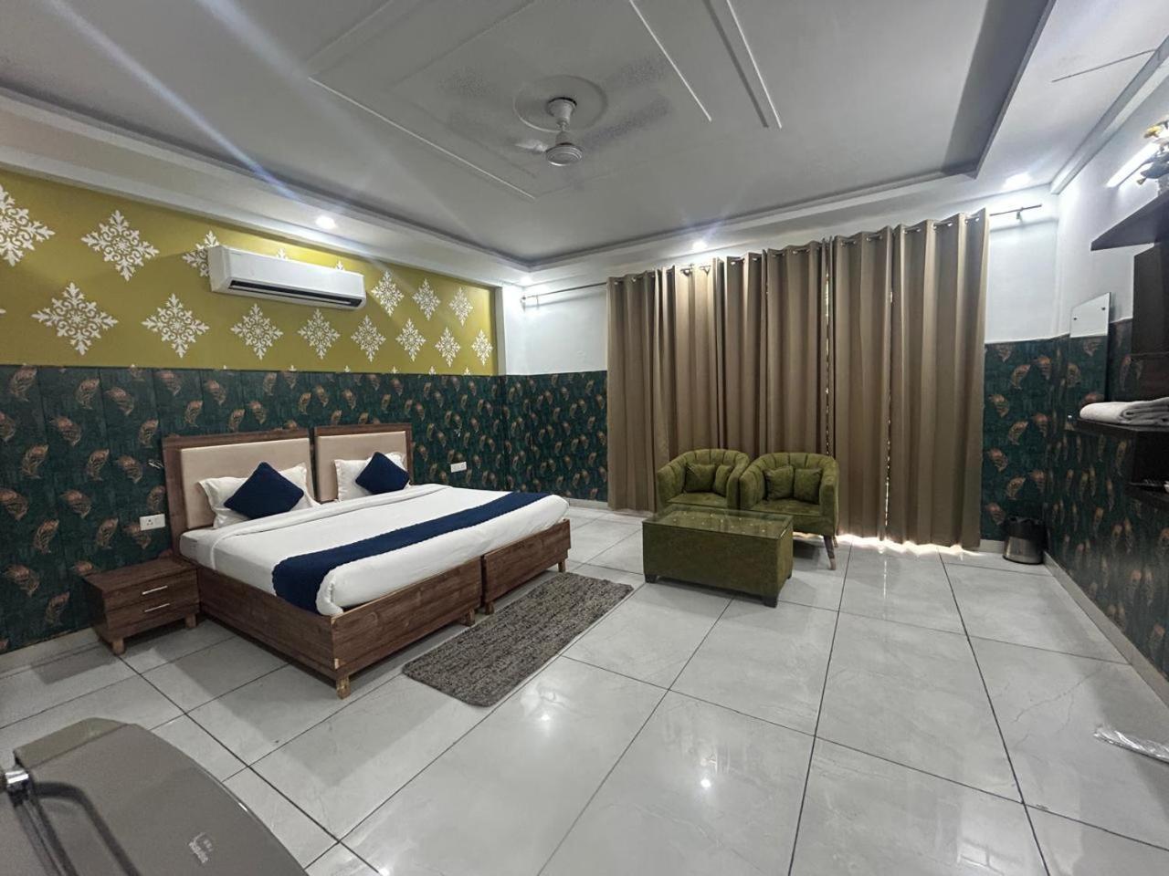 Tanvi Premium Residency Near Artemis Hospital, Gurugram 호텔 구르가온 외부 사진