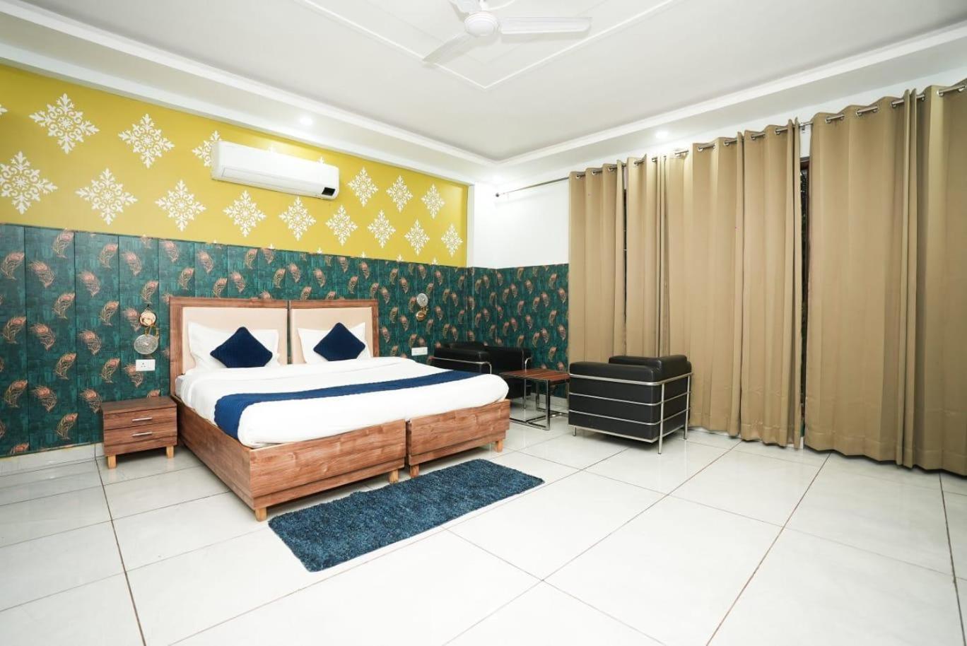 Tanvi Premium Residency Near Artemis Hospital, Gurugram 호텔 구르가온 외부 사진