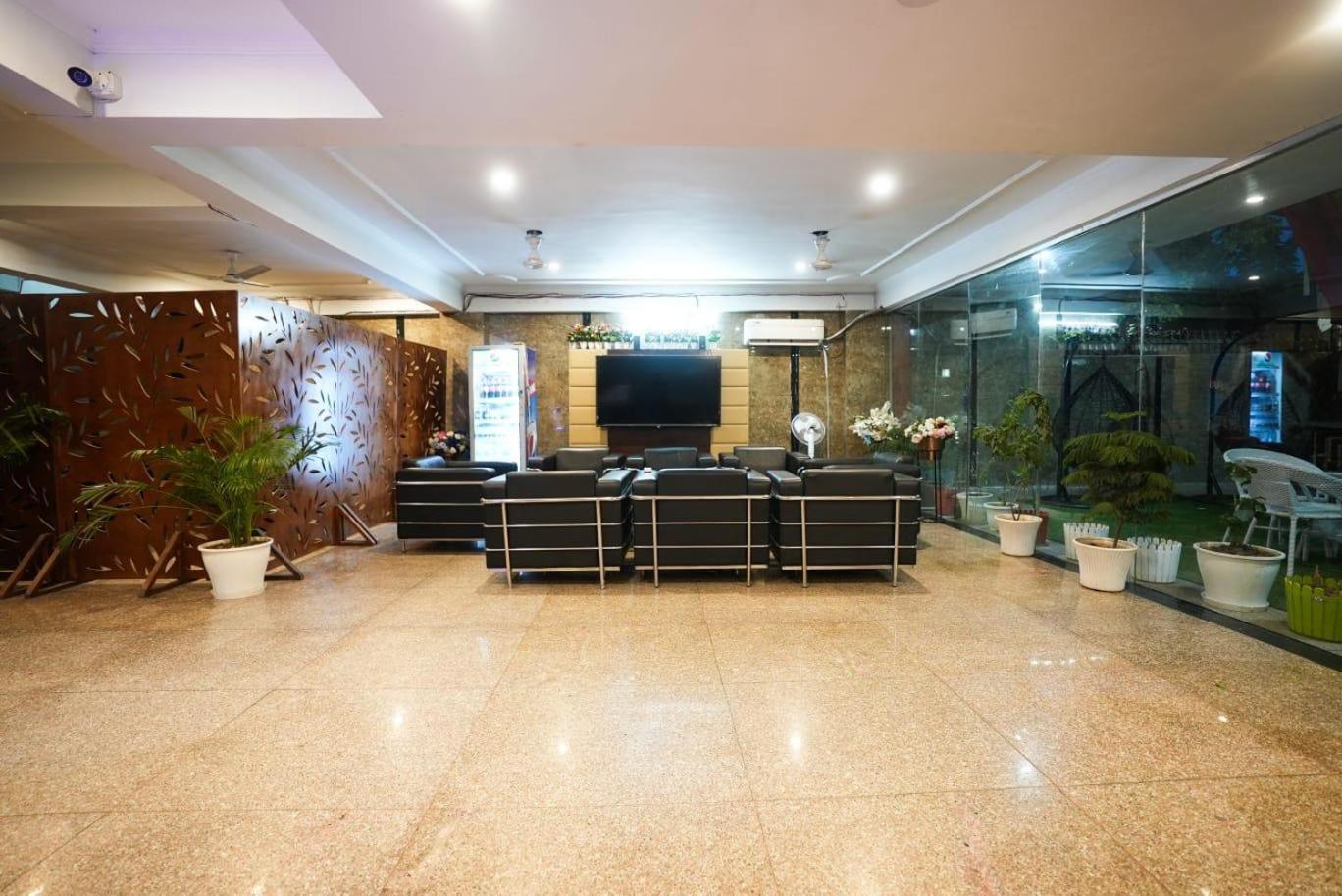 Tanvi Premium Residency Near Artemis Hospital, Gurugram 호텔 구르가온 외부 사진