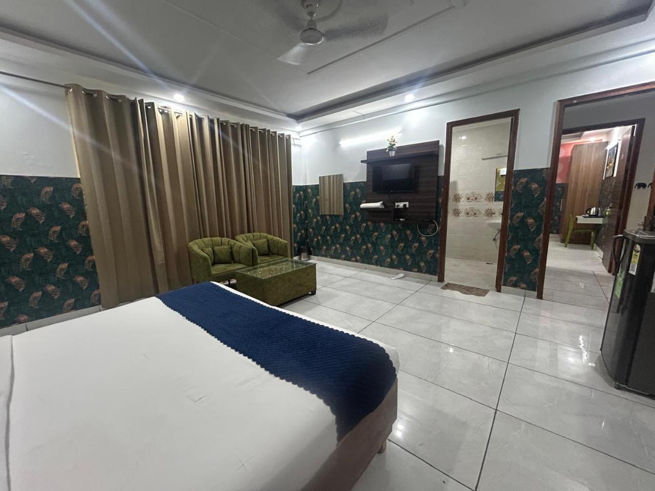Tanvi Premium Residency Near Artemis Hospital, Gurugram 호텔 구르가온 외부 사진
